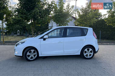 Минивэн Renault Scenic 2011 в 