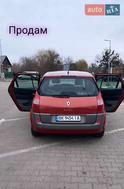 Минивэн Renault Scenic 2003 в 