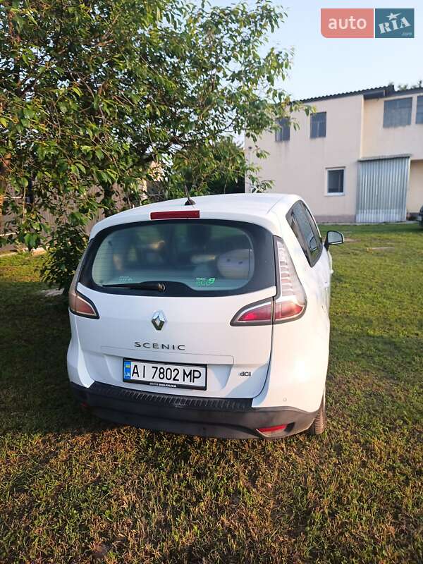 Минивэн Renault Scenic 2012 в Яготине
