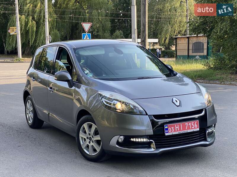 Мінівен Renault Scenic 2012 в 