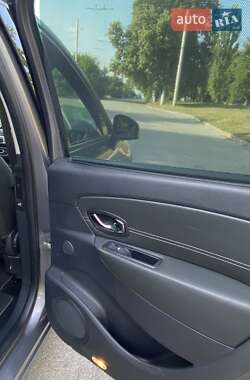 Мінівен Renault Scenic 2012 в 