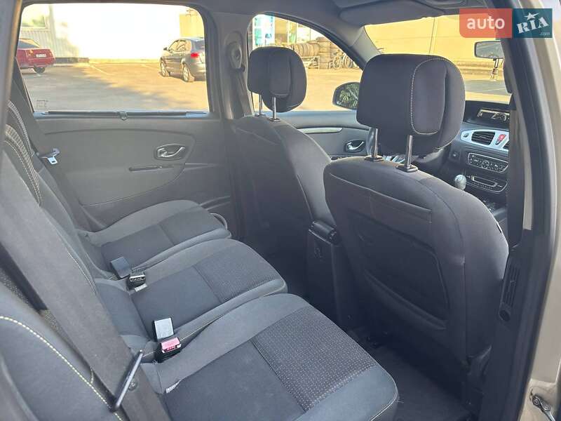 Минивэн Renault Scenic 2010 в Житомире