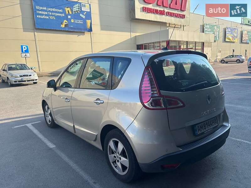 Минивэн Renault Scenic 2010 в Житомире