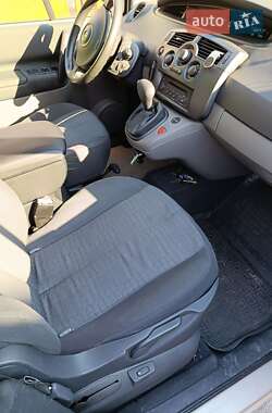 Минивэн Renault Scenic 2006 в 