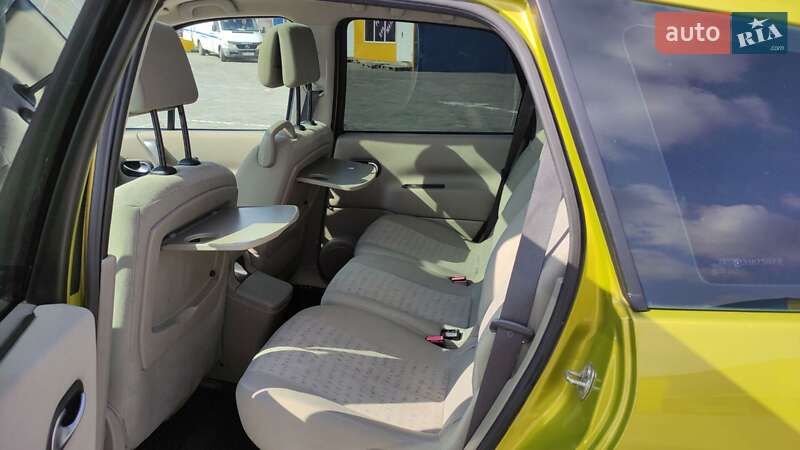Минивэн Renault Scenic 2004 в Житомире