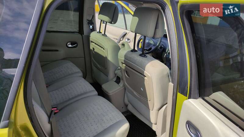 Минивэн Renault Scenic 2004 в Житомире