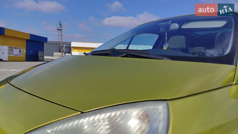 Минивэн Renault Scenic 2004 в Житомире