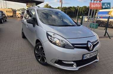 Минивэн Renault Scenic 2015 в Киеве