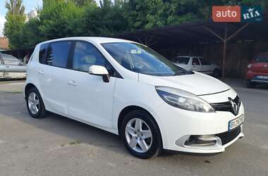 Минивэн Renault Scenic 2015 в 