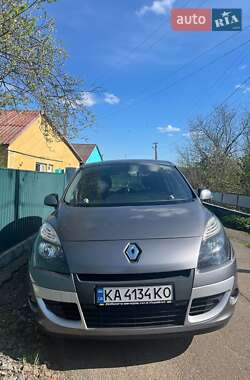 Мінівен Renault Scenic 2010 в Первомайську