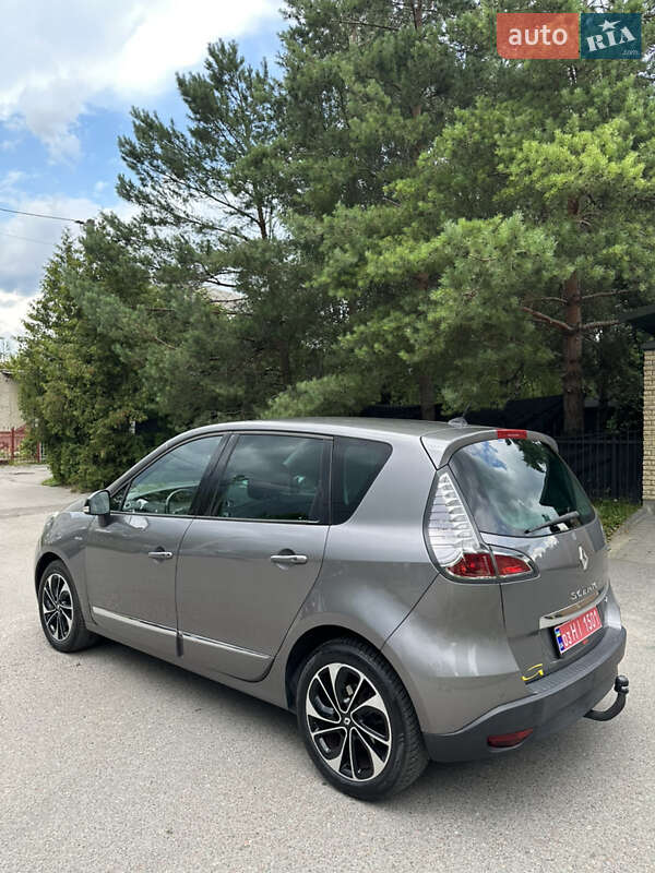 Минивэн Renault Scenic 2014 в Луцке