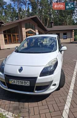 Мінівен Renault Scenic 2011 в Черкасах