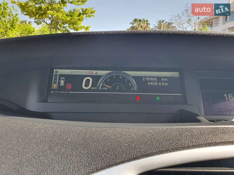 Минивэн Renault Scenic 2009 в Днепре