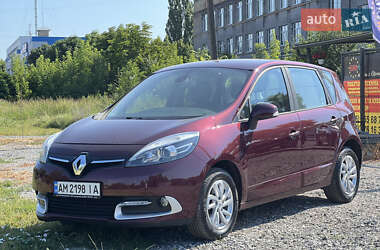 Минивэн Renault Scenic 2014 в 