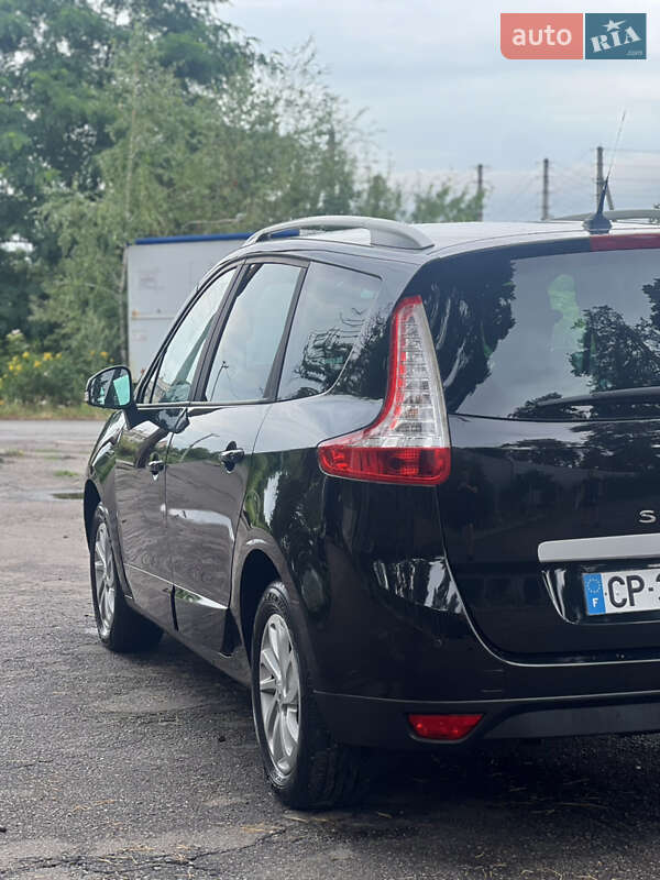 Мінівен Renault Scenic 2016 в Вінниці