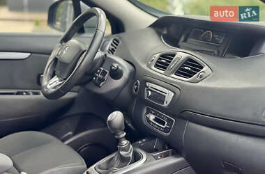 Мінівен Renault Scenic 2016 в 