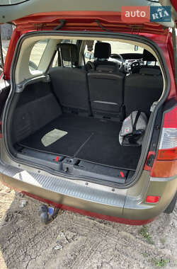 Минивэн Renault Scenic 2007 в 