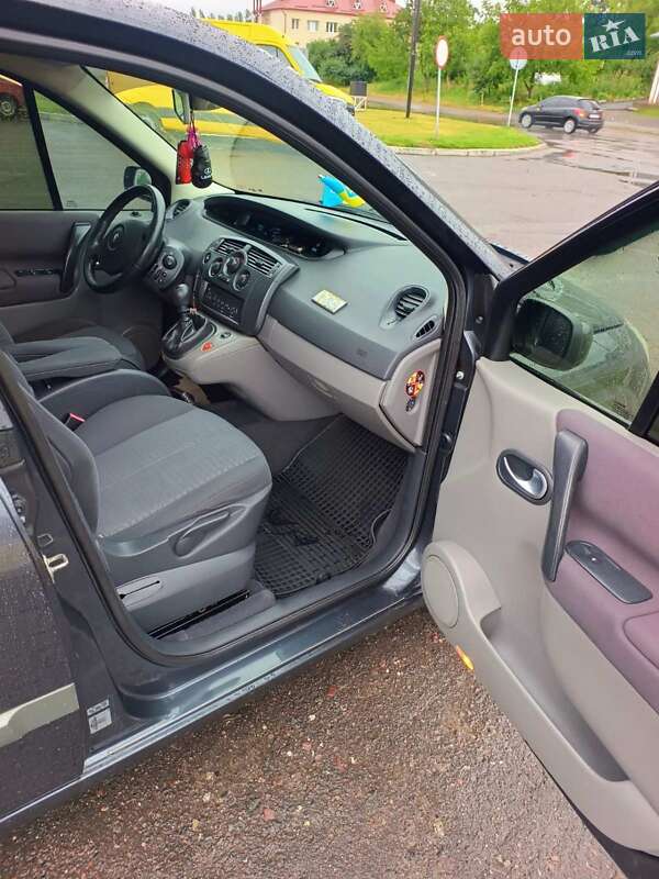 Минивэн Renault Scenic 2007 в Дубно