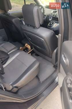 Минивэн Renault Scenic 2008 в 