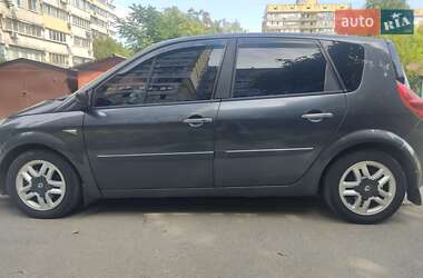 Минивэн Renault Scenic 2008 в 