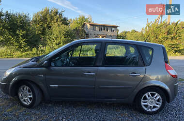 Минивэн Renault Scenic 2005 в 