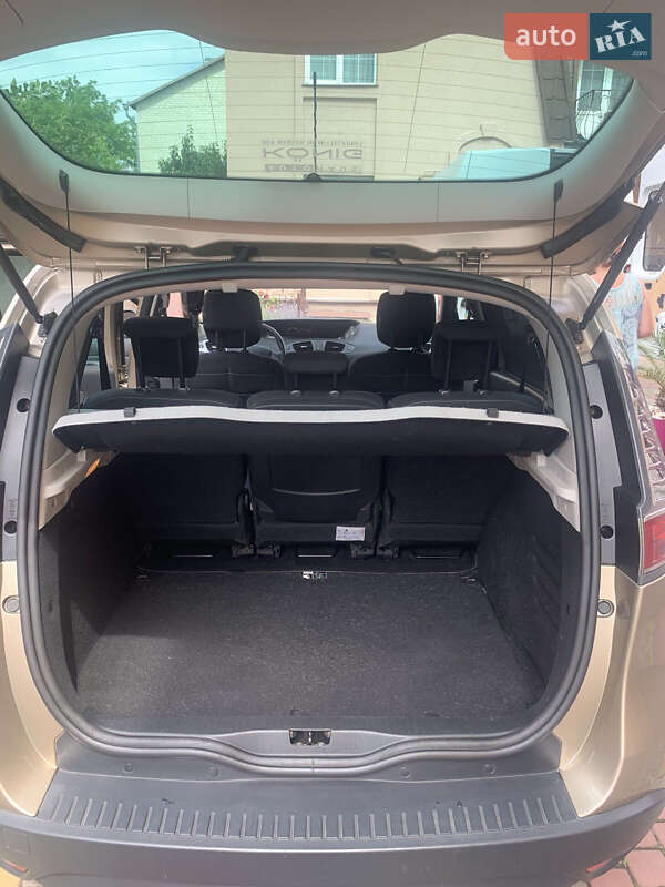 Минивэн Renault Scenic 2016 в Ровно