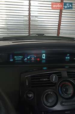 Минивэн Renault Scenic 2005 в 