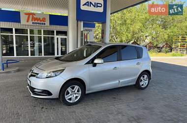 Минивэн Renault Scenic 2014 в 