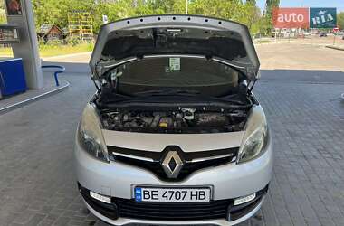 Минивэн Renault Scenic 2014 в 