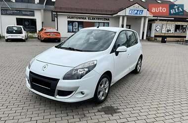 Минивэн Renault Scenic 2011 в Сумах