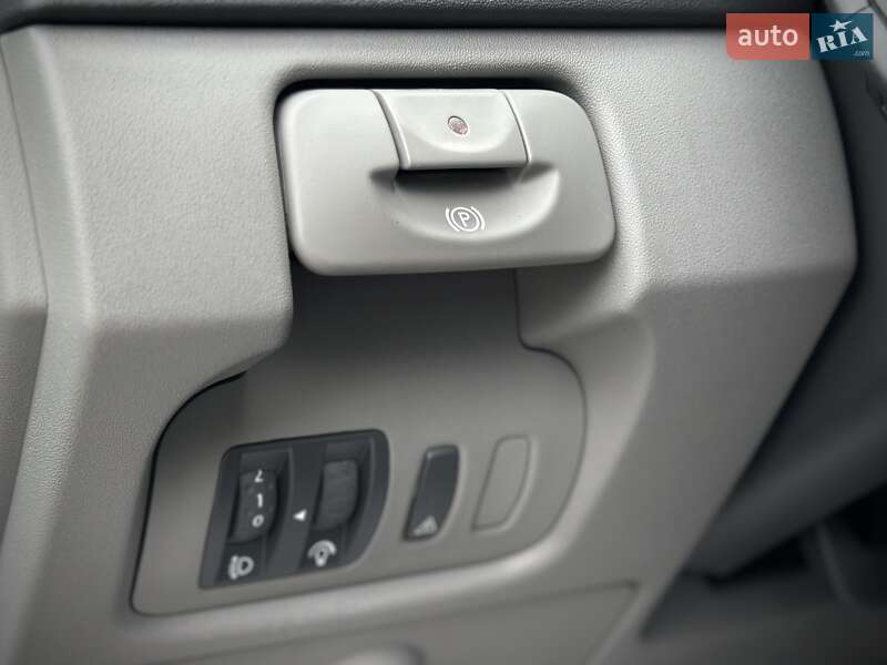 Минивэн Renault Scenic 2007 в Сумах