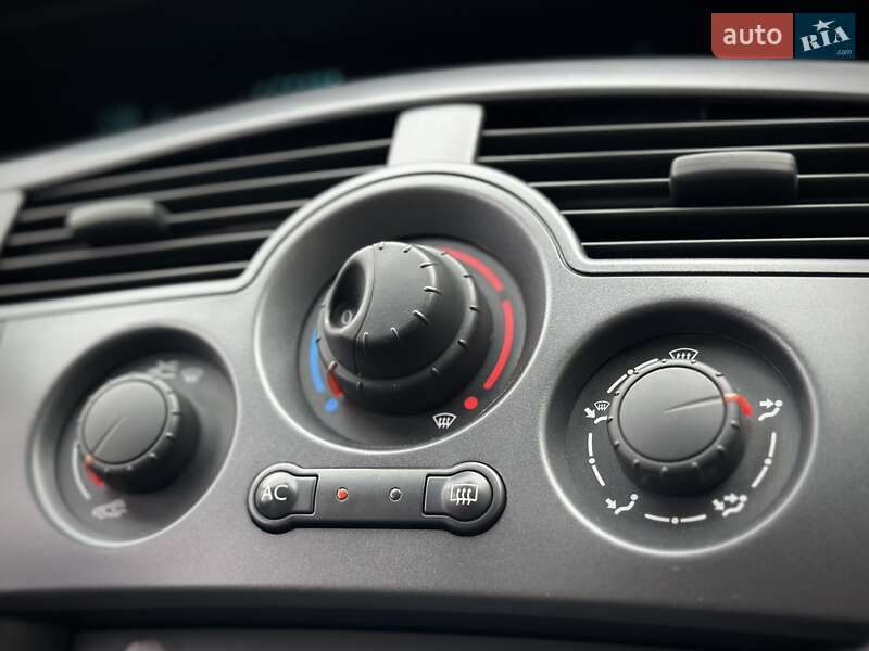 Минивэн Renault Scenic 2007 в Сумах
