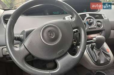 Минивэн Renault Scenic 2006 в 