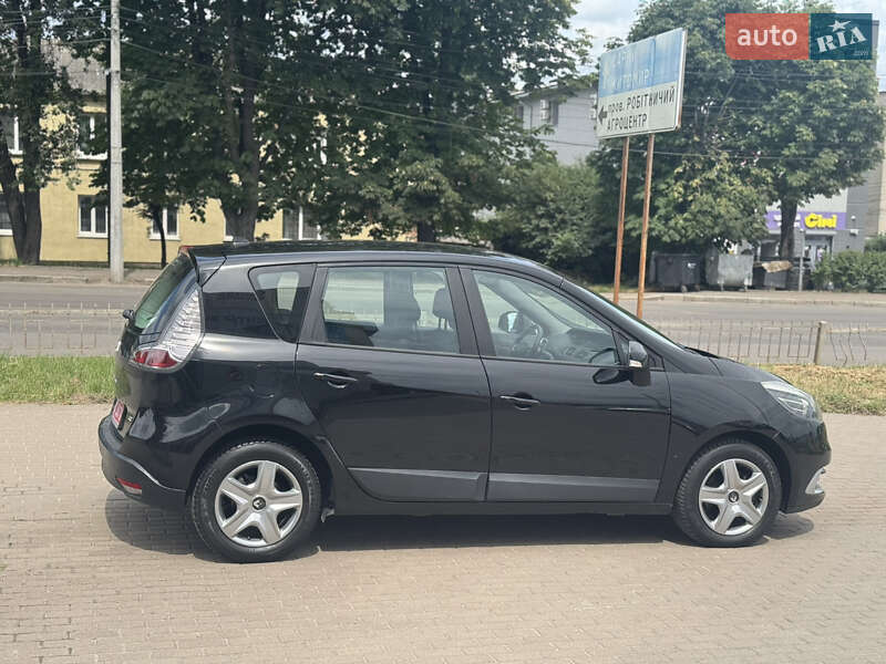 Минивэн Renault Scenic 2012 в Ровно