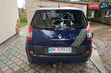 Минивэн Renault Scenic 2005 в 
