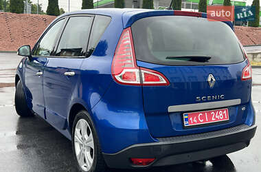 Минивэн Renault Scenic 2010 в 