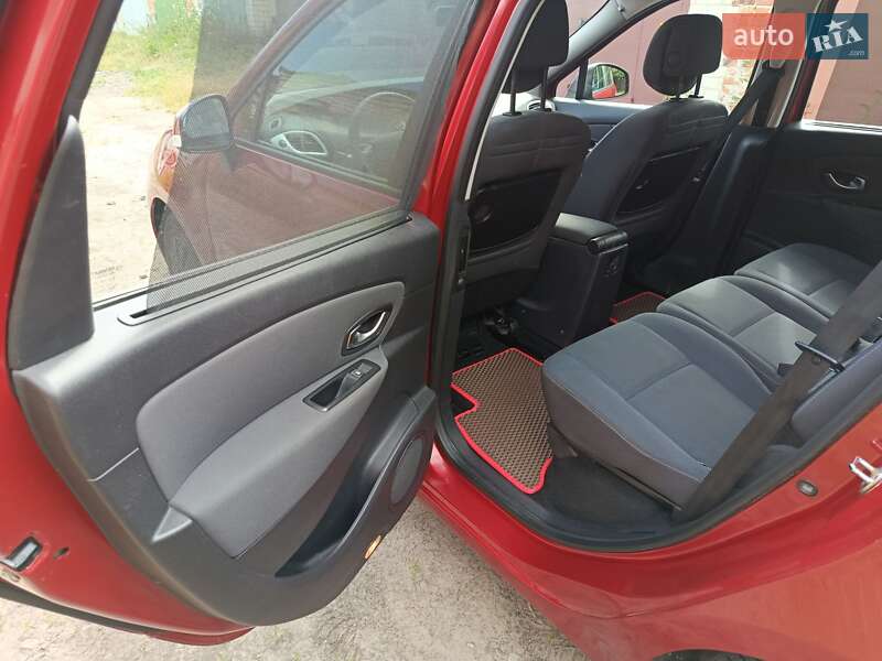 Минивэн Renault Scenic 2010 в Чернигове