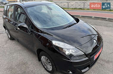 Мінівен Renault Scenic 2010 в 