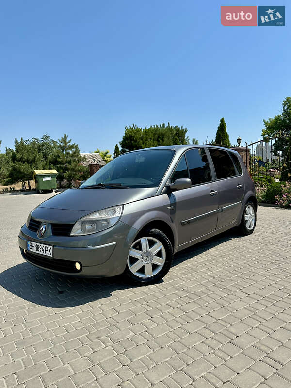 Минивэн Renault Scenic 2004 в Черноморске