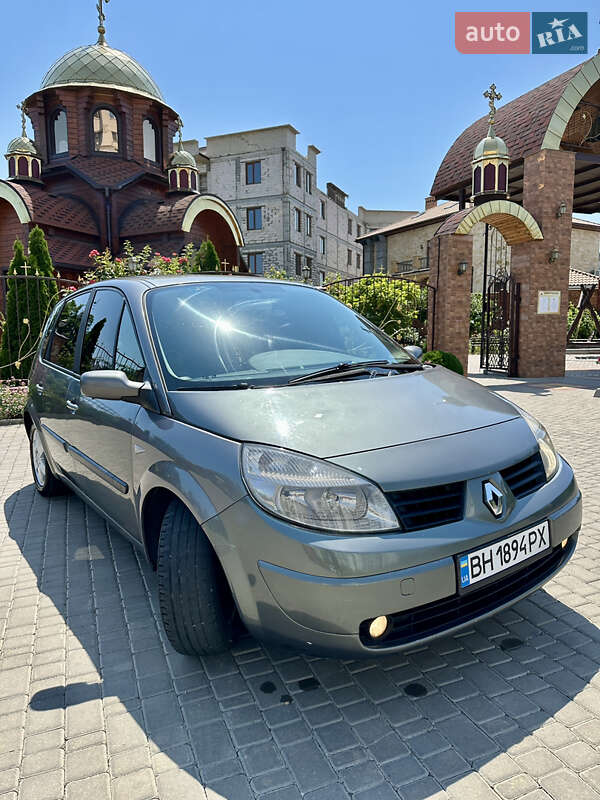 Минивэн Renault Scenic 2004 в Черноморске