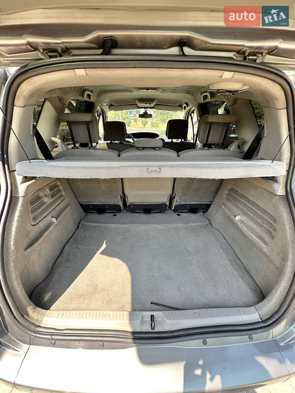 Минивэн Renault Scenic 2004 в Черноморске