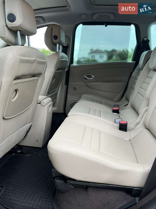 Минивэн Renault Scenic 2011 в Староконстантинове