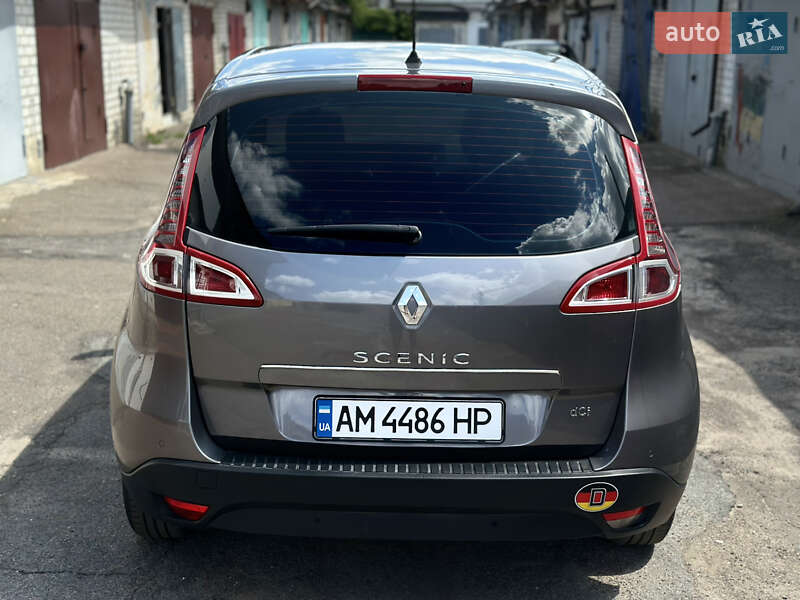 Минивэн Renault Scenic 2010 в Житомире