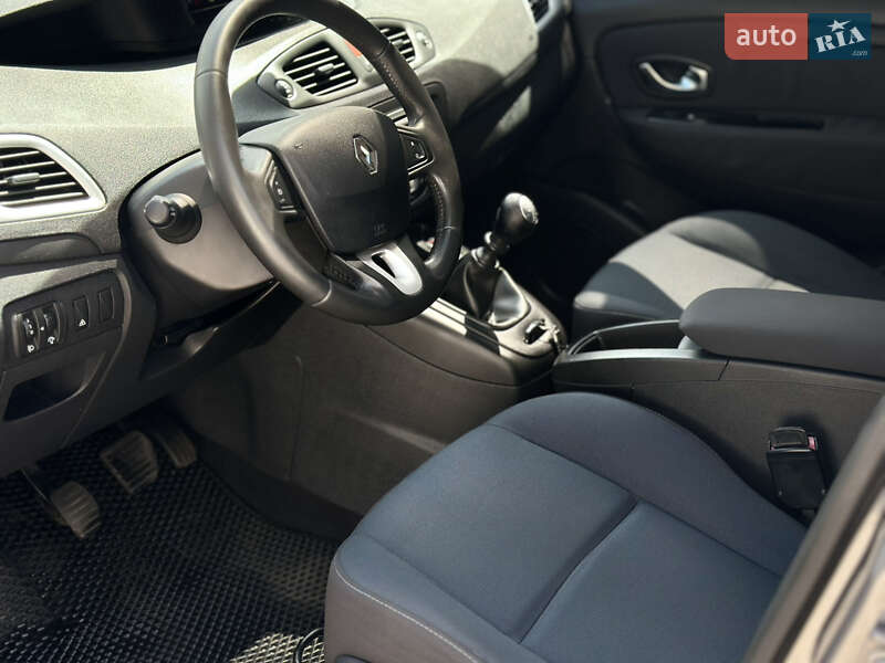 Минивэн Renault Scenic 2010 в Житомире