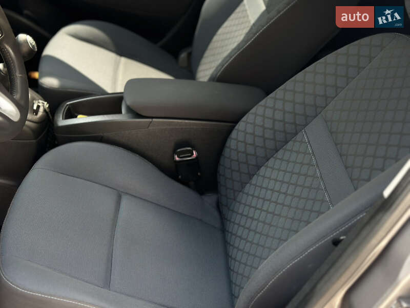 Минивэн Renault Scenic 2010 в Житомире