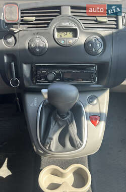 Минивэн Renault Scenic 2006 в 