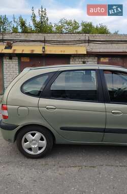 Минивэн Renault Scenic 2002 в 
