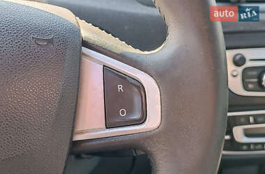 Минивэн Renault Scenic 2012 в 