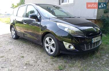 Минивэн Renault Scenic 2010 в Сторожинце
