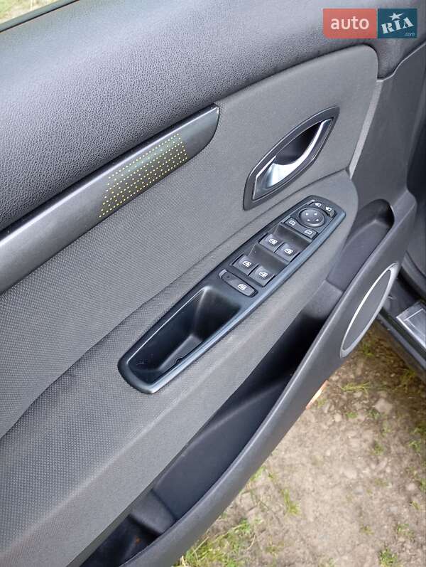 Минивэн Renault Scenic 2010 в Сторожинце фото 20 Минивэн Renault Scenic 2010 в Сторожинце